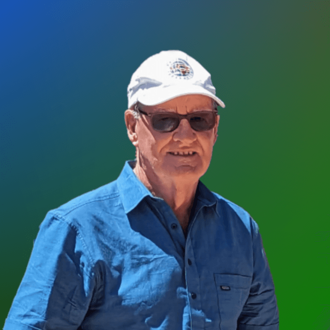 The champion who gives the game away: Murray Tinker