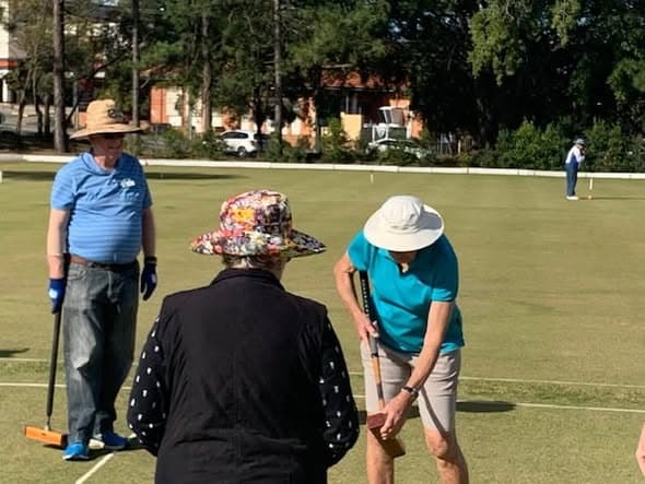 Coaching tips on the roquet shot at Stephens