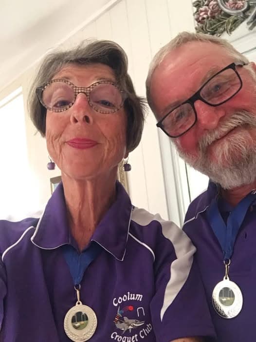 Olivers take silver at Maryborough Masters Golf Doubles
