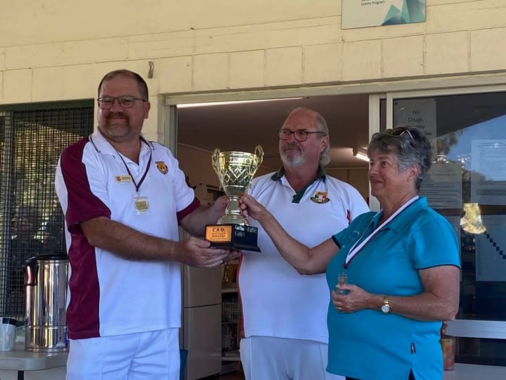 Sid Bates and Elaine Berridge win CAQ Open Mixed Doubles