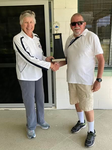 Sue Dixon wins Doug Jones Trophy final