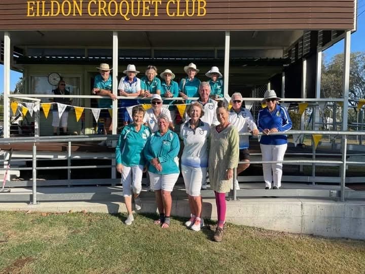 Sunday Singles group winners at Eildon Ray White Woody Point