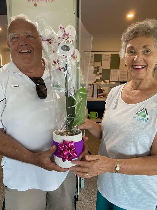 Pine Rivers president thanks secretary at Christmas party