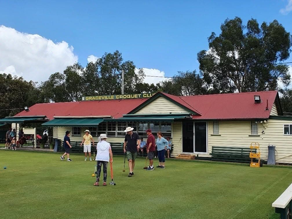 Austin 7 Car Club enjoys a day at Graceville