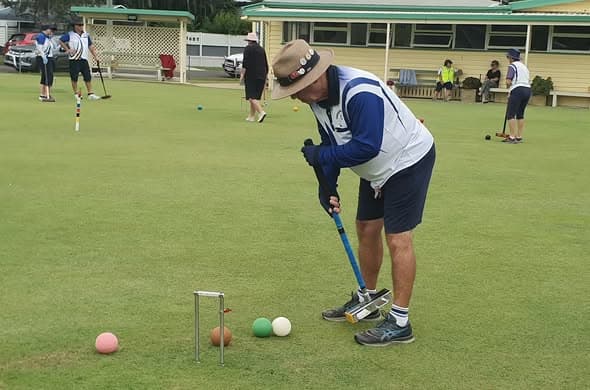 Janet Piesker and Peter Woodland win Golf Championships