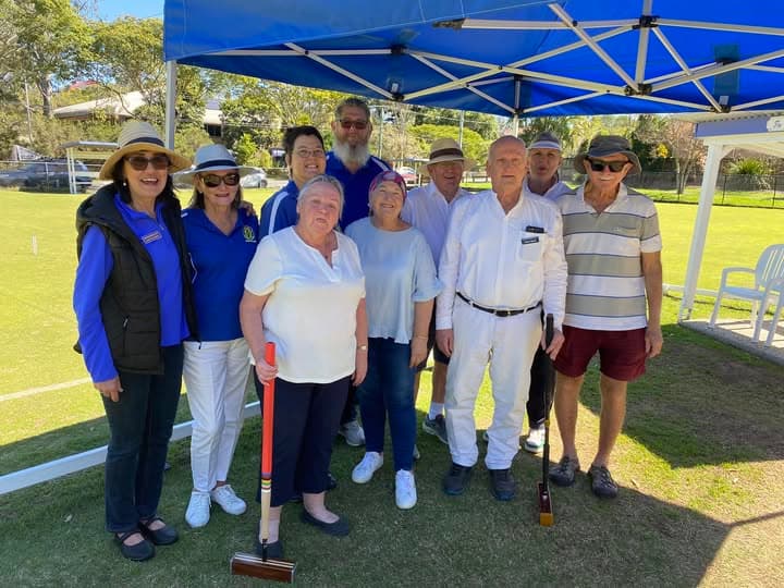 Windsor Div 3 players join McIlwraith for a fun day