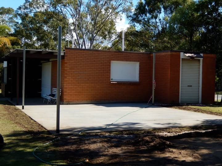 Gladstone clubhouse slab laid, roofing delayed