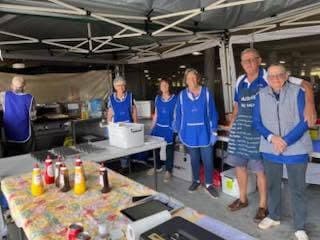 Nambour's Bunnings sausage sizzle team lends a hand