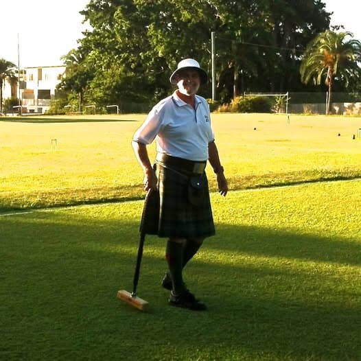 Francis proves croquet works in a kilt