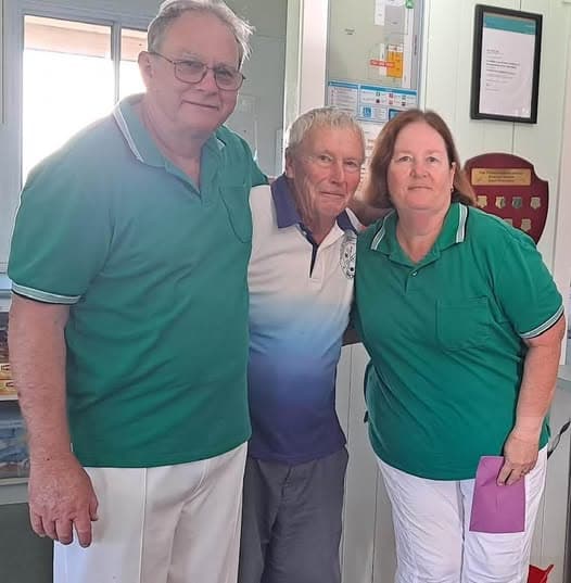 Donna and Robert Nicholson win Toowoomba Gateball Doubles