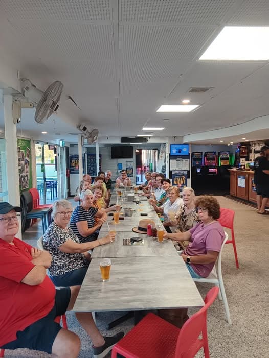 Thursday social players enjoy pizza dinner