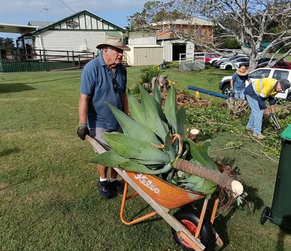 Tony steps up as Wynnum's gardening coordinator