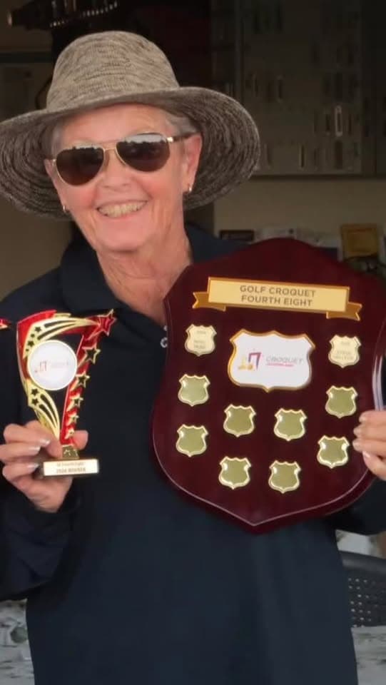 Beth Wins CAQ Singles Golf Croquet Division 4 Eights