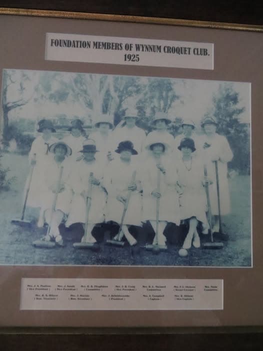 Wynnum's 1925 'Glum Ladies' photo captures history