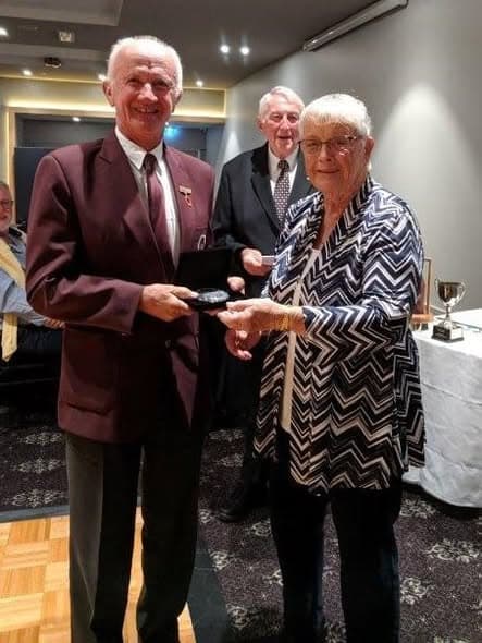 Gordon Giles wins Silver Medal at Australian Medal Event