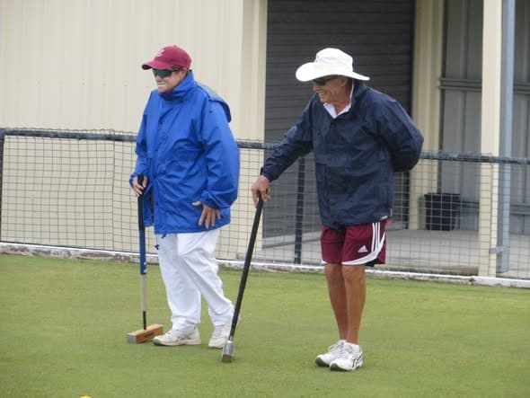 Queensland State Team Trains at Wynnum in the Rain