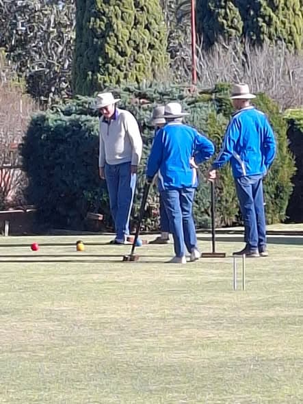 Skill sharing and social play at Toowoomba Croquet Club